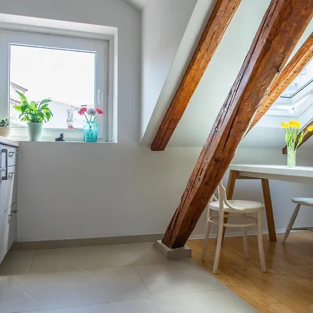 Cool Attic Marina In The Heart Of *