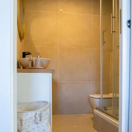 Daire Cool Attic Marina In The Heart Of *