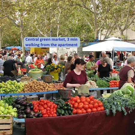 Daire Cool Attic Marina In The Heart Of