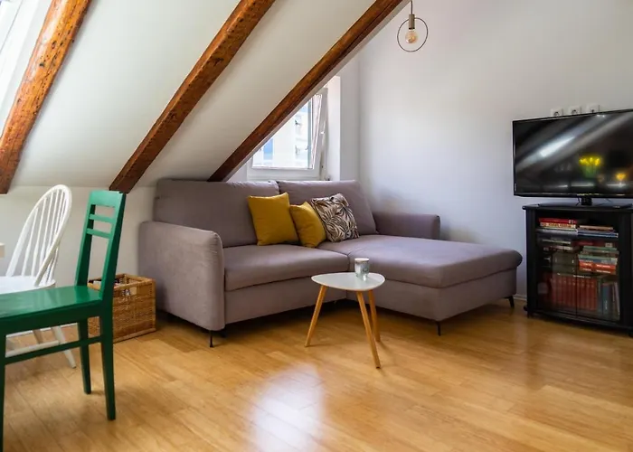Cool Attic Marina In The Heart Of Apartment