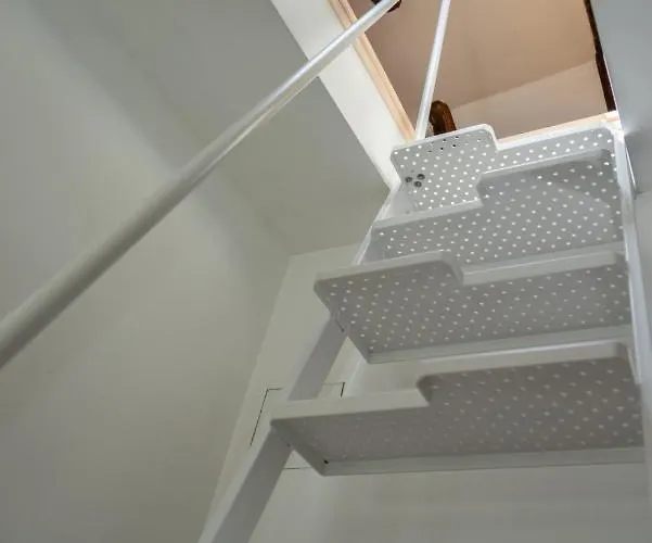 Cool Attic Marina In The Heart Of Apartment *