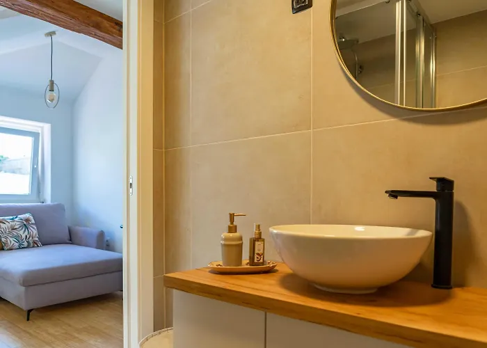 Cool Attic Marina In The Heart Of Apartament *