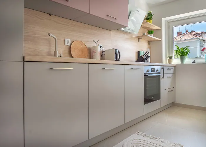 Cool Attic Marina In The Heart Of